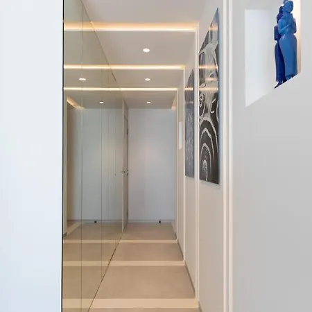 Blue Dreams Yourhosthelper * كان