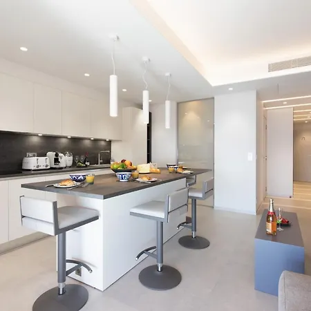 Blue Dreams Yourhosthelper *