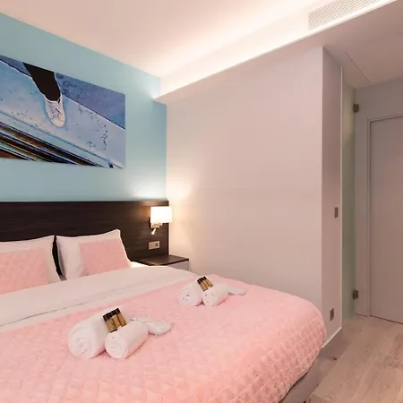 Apartment Blue Dreams Yourhosthelper