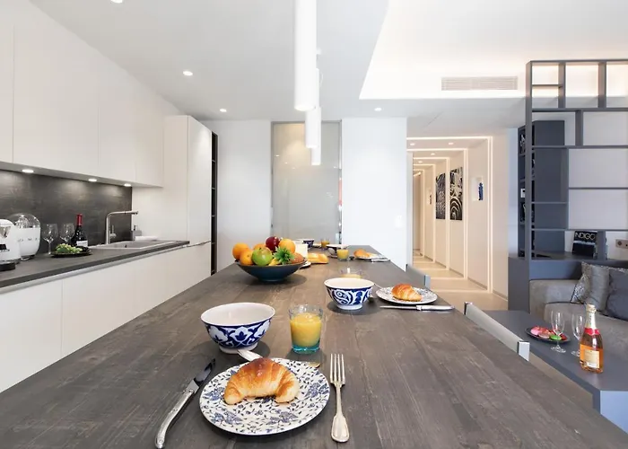 Blue Dreams Yourhosthelper *