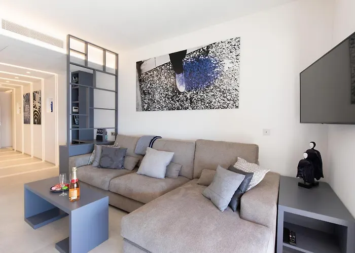 Blue Dreams Yourhosthelper