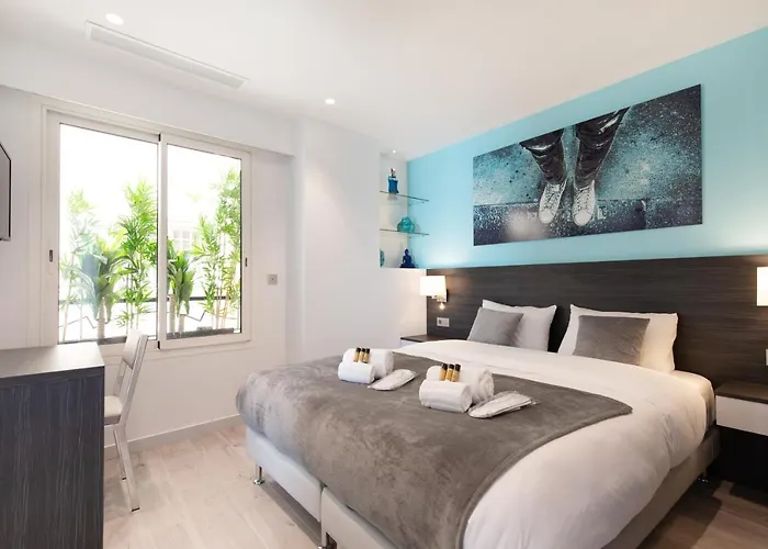 Blue Dreams Yourhosthelper Cannes